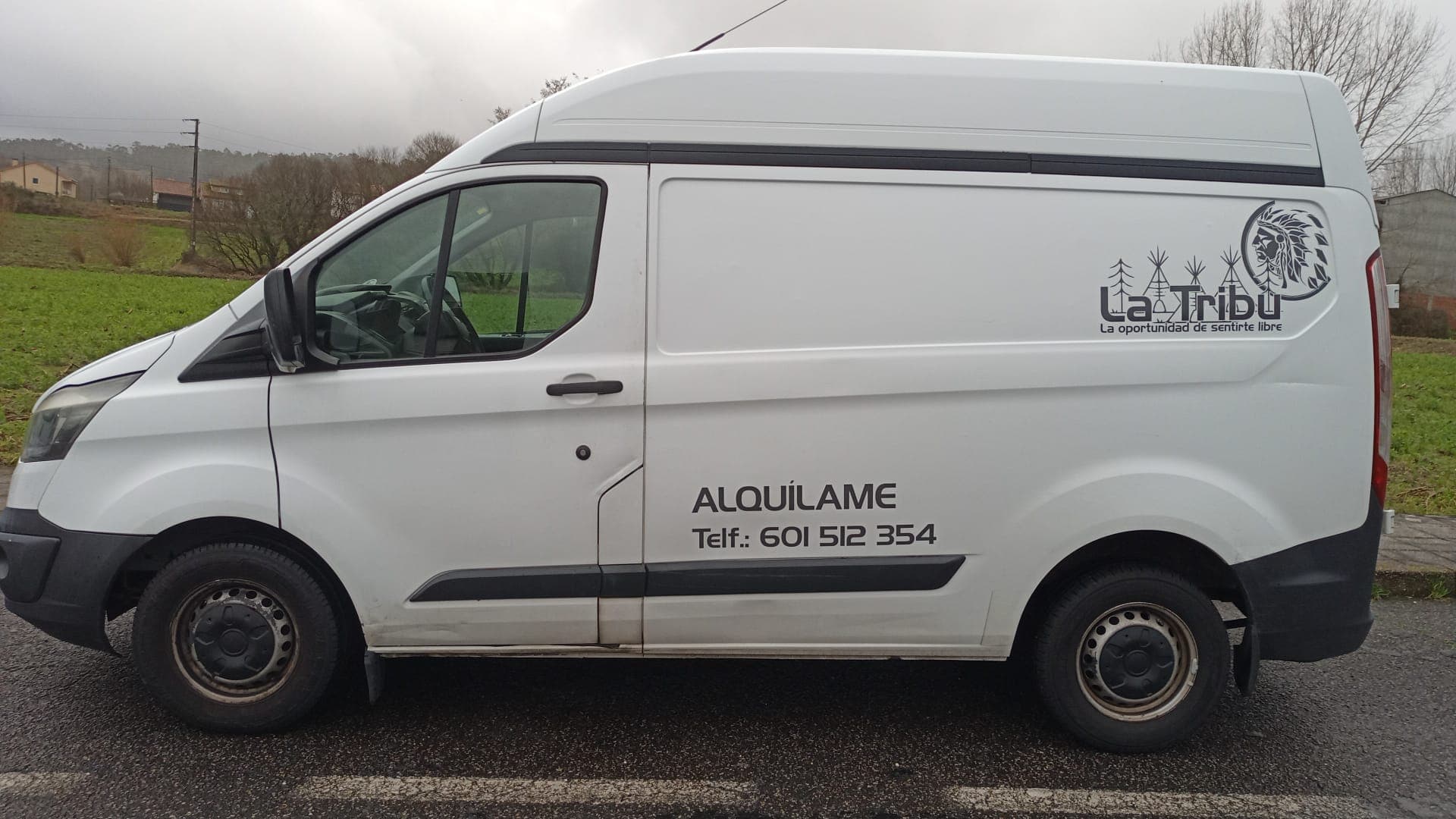 Ford Custom en alquiler